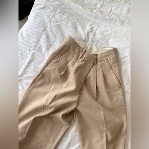 Aritzia Wilfred — The Effortless Pant™